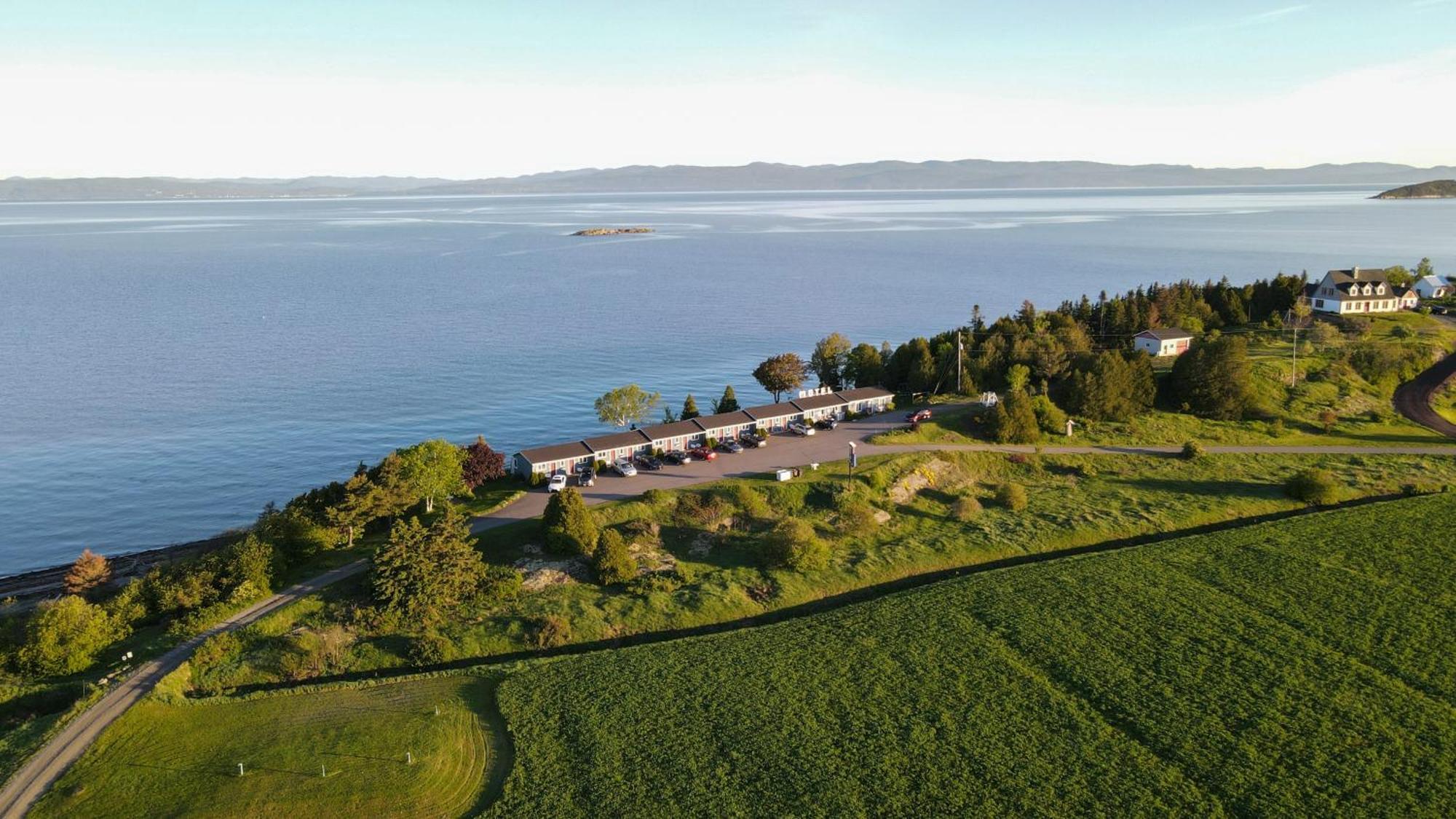 Motel Cap Blanc Kamouraska Εξωτερικό φωτογραφία